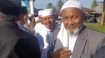 Haji Affan Alfian Bintang Bersama Sejumlah Tokoh Sholat Idul Adha di Lapangan Beringin